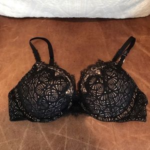 BRAND NEW Victoria’s Secret Bra. 34 B